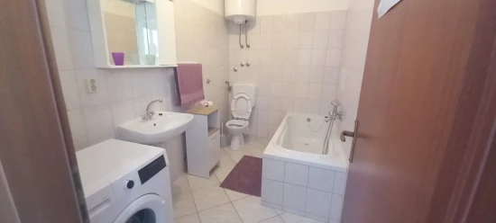 Apartmán Střední Dalmácie - Okrug Gornji DA 10707 N1