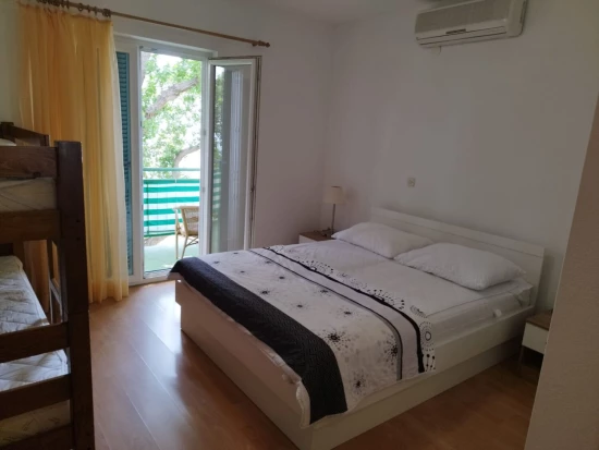 Apartmán Střední Dalmácie - Brela DA 10716 N3