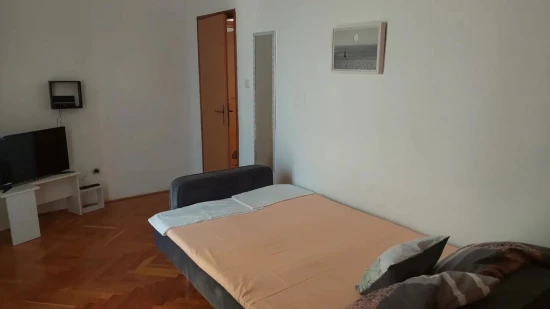 Apartmán Střední Dalmácie - Baška Voda DA 10766 N1