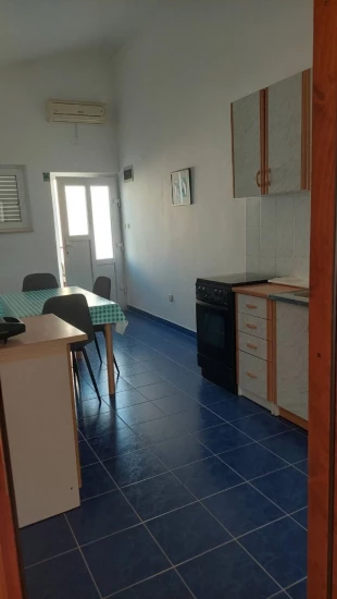 Apartmán Střední Dalmácie - Baška Voda DA 10766 N2