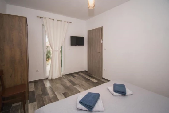 Apartmánový pokoj Severní Dalmácie - Pirovac DA 10786 N3