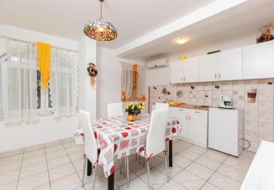 Apartmán Střední Dalmácie - Podstrana DA 10788 N1