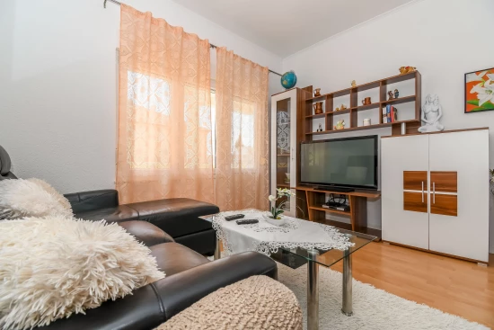 Apartmán Střední Dalmácie - Okrug Gornji DA 10822 N2