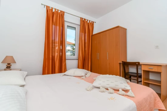 Apartmán Střední Dalmácie - Okrug Gornji DA 10822 N2