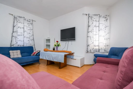 Apartmán Střední Dalmácie - Kaštela DA 10837 N1