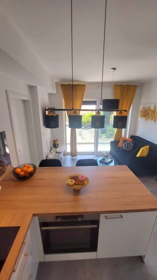 Apartmán Střední Dalmácie - Okrug Gornji DA 17025 N1