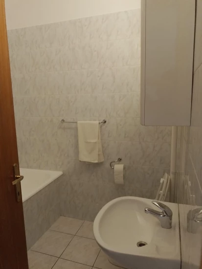 Apartmán Střední Dalmácie - Baška Voda DA 17031 N2