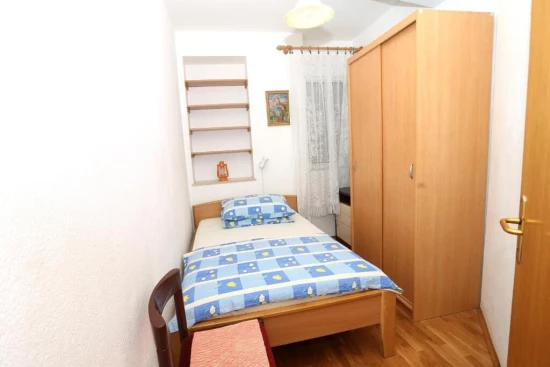 Apartmán Střední Dalmácie - Dugi Rat DA 17038 N1