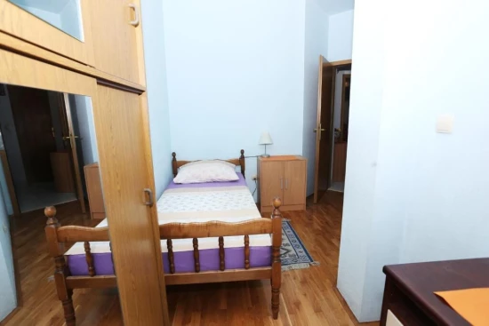 Apartmán Střední Dalmácie - Dugi Rat DA 17038 N1