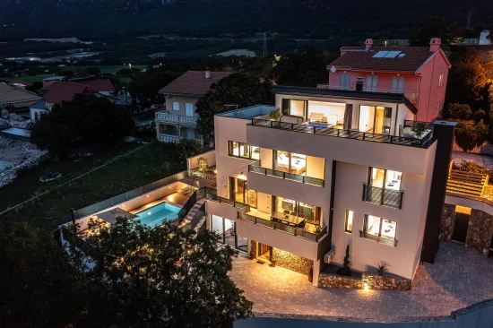 Vila s bazénem Kvarner - Novi Vinodolski KV 10244 N1