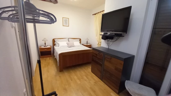 Apartmán Střední Dalmácie - Pisak DA 17053 N2