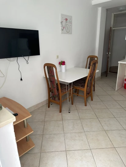 Apartmán Střední Dalmácie - Baška Voda DA 17061 N1