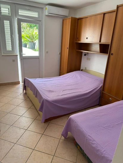 Apartmán Střední Dalmácie - Baška Voda DA 17061 N1