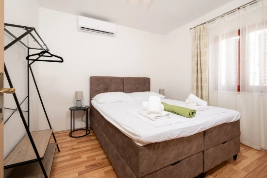 Apartmán Střední Dalmácie - Okrug Gornji DA 17081 N1