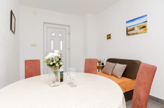 Apartmán Severní Dalmácie - Tribunj (Vodice) DA 70329 N3