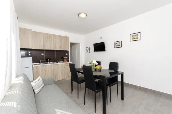 Apartmán Severní Dalmácie - Tribunj (Vodice) DA 70329 N4