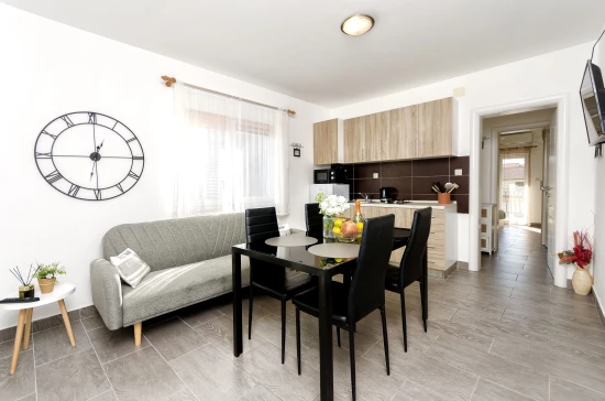 Apartmán Severní Dalmácie - Tribunj (Vodice) DA 70329 N4