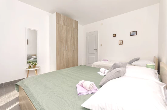 Apartmán Severní Dalmácie - Tribunj (Vodice) DA 70329 N4