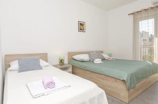 Apartmán Severní Dalmácie - Tribunj (Vodice) DA 70329 N4