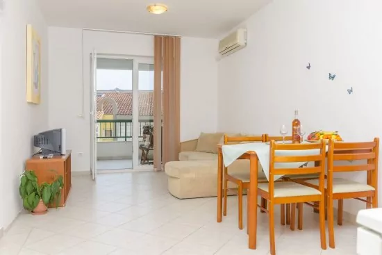 Apartmán Střední Dalmácie - Makarska DA 2004 N1