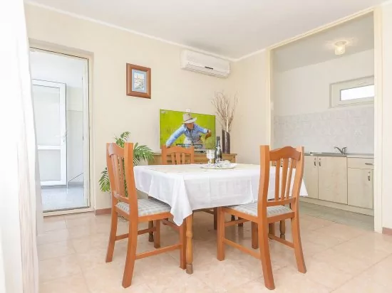 Apartmán Severní Dalmácie - Vodice DA 4238 N1