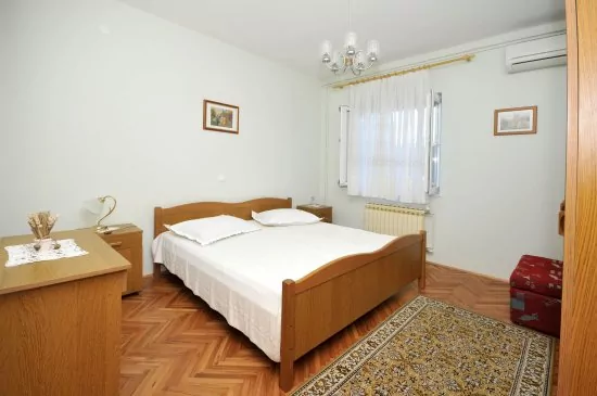 Apartmán Střední Dalmácie - Okrug Gornji DA 3316 N1