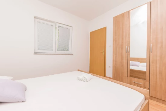 Apartmán Severní Dalmácie - Pirovac DA 4203 N2