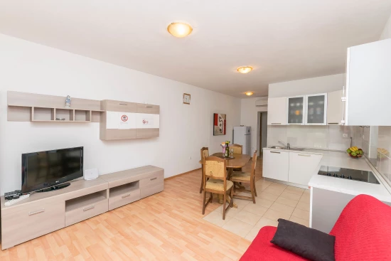 Apartmán Severní Dalmácie - Pirovac DA 4203 N2