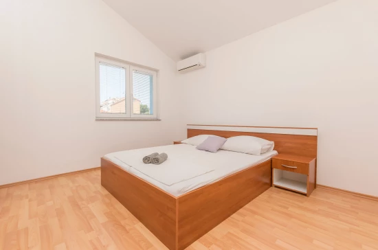 Apartmán Severní Dalmácie - Pirovac DA 4203 N3