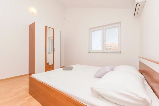 Apartmán Severní Dalmácie - Pirovac DA 4203 N3