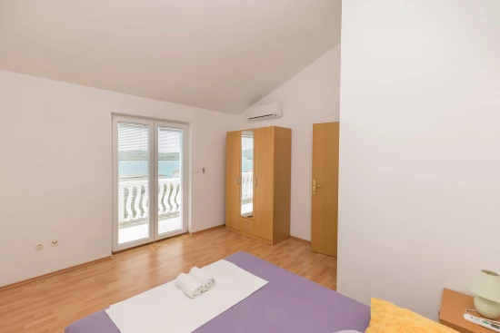 Apartmán Severní Dalmácie - Pirovac DA 4203 N3