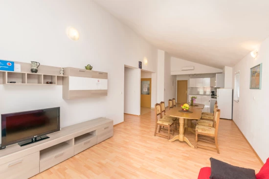 Apartmán Severní Dalmácie - Pirovac DA 4203 N3