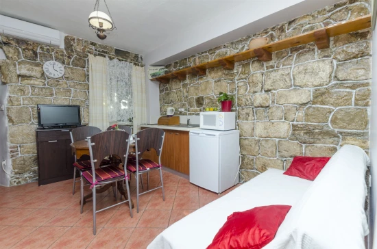 Apartmán Střední Dalmácie - Omiš DA 2757 N1