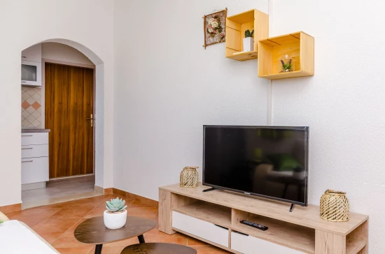 Apartmán Střední Dalmácie - Okrug Gornji DA 3310 N1