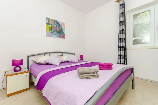 Apartmán Střední Dalmácie - Okrug Gornji DA 3310 N1