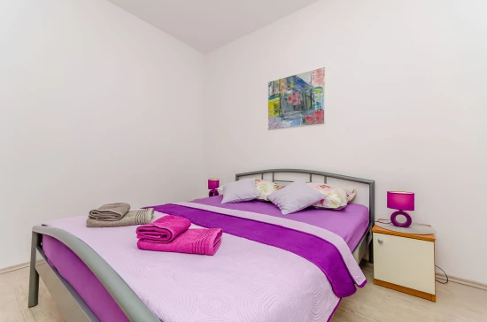 Apartmán Střední Dalmácie - Okrug Gornji DA 3310 N1