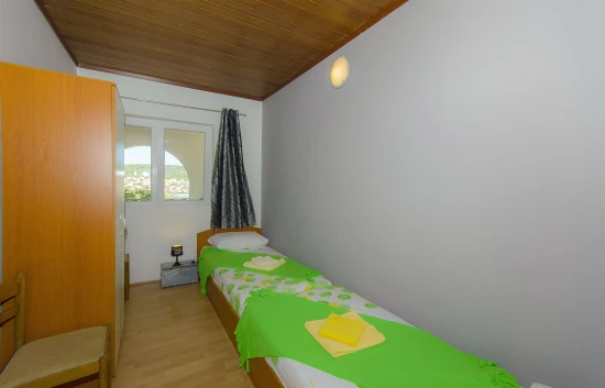 Apartmán Střední Dalmácie - Okrug Gornji DA 3310 N1