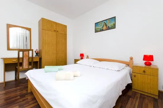 Apartmán Střední Dalmácie - Dugi Rat DA 2802 N3