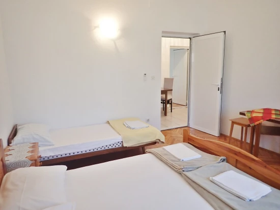 Apartmán Severní Dalmácie - Starigrad DA 6009 N4