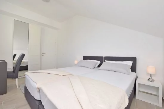 Apartmán Střední Dalmácie - Pisak DA 2310 N2