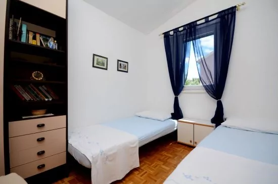 Apartmán Střední Dalmácie - Okrug Gornji DA 3317 N2