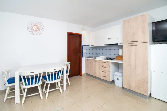 Apartmán Severní Dalmácie - Tribunj (Vodice) DA 4161 N1