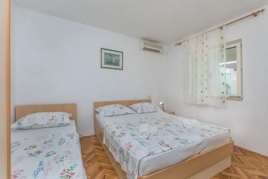Apartmánový pokoj Střední Dalmácie - Makarska DA 2015 N3