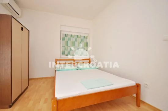 Apartmán Střední Dalmácie - Okrug Gornji DA 3323 N2