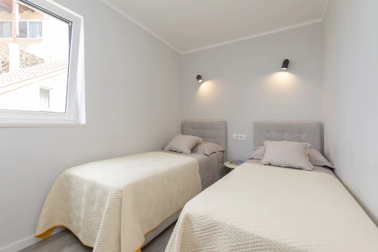 Apartmán Střední Dalmácie - Mimice DA 2405 N2