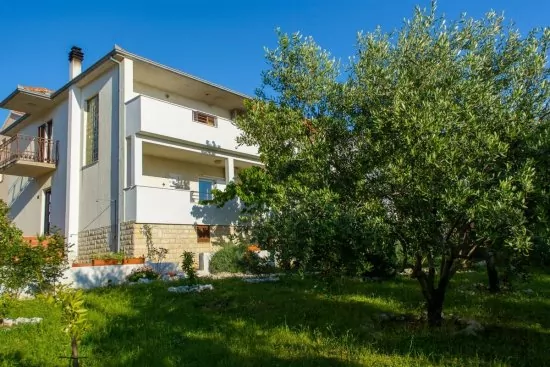 Apartmán Střední Dalmácie - Okrug Gornji DA 3324 N1