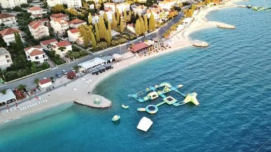 Letecký pohled na pláž Copacabana.