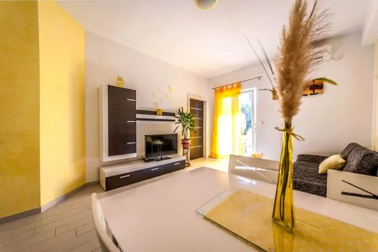 Apartmán Severní Dalmácie - Biograd na Moru DA 4730 N2