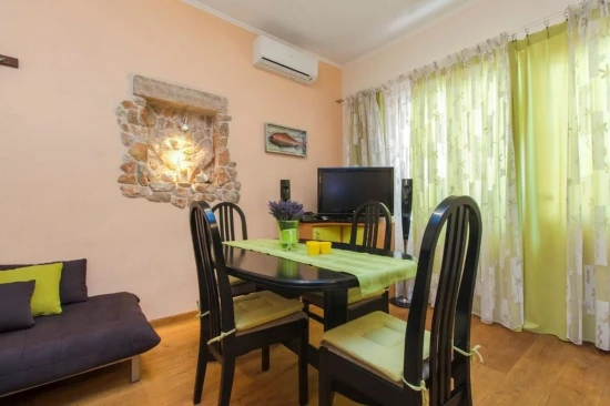 Apartmán Severní Dalmácie - Tribunj (Vodice) DA 4183 N1